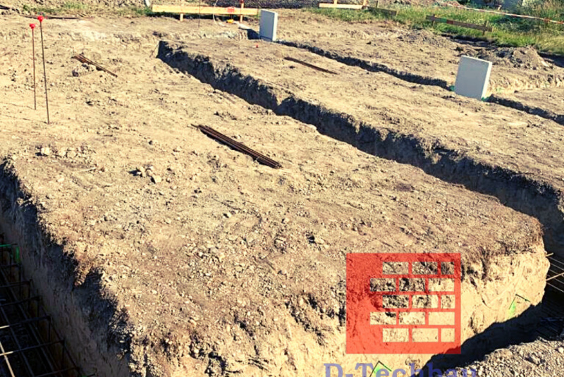 Stavba domu v Rakúsku - RD Vrab21 Kittsee - Výkop základových pásov Stavba domu v Rakúsku - RD Vrab21 Kittsee - Výkop základových pásov